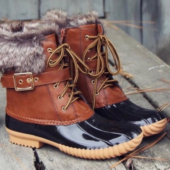 Shoes - Cozy Tan Winter Vegan Fur leather Lace up Duck Boots